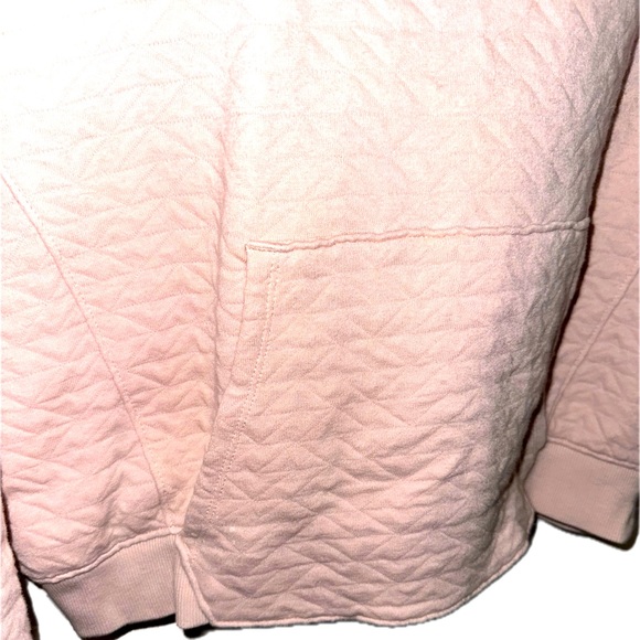 All In Motion Pink Quilted Pullover - Picture 4 of 5